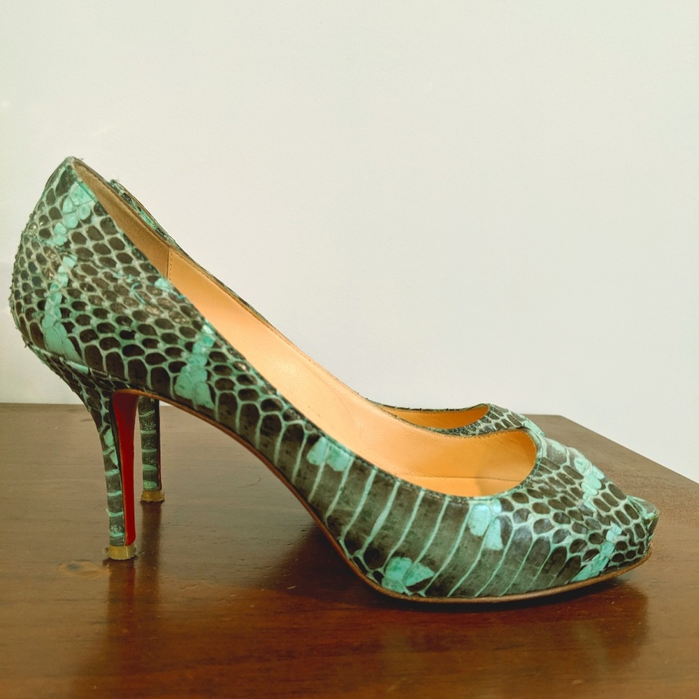 Snakeskin Size 37 Louboutin Heels